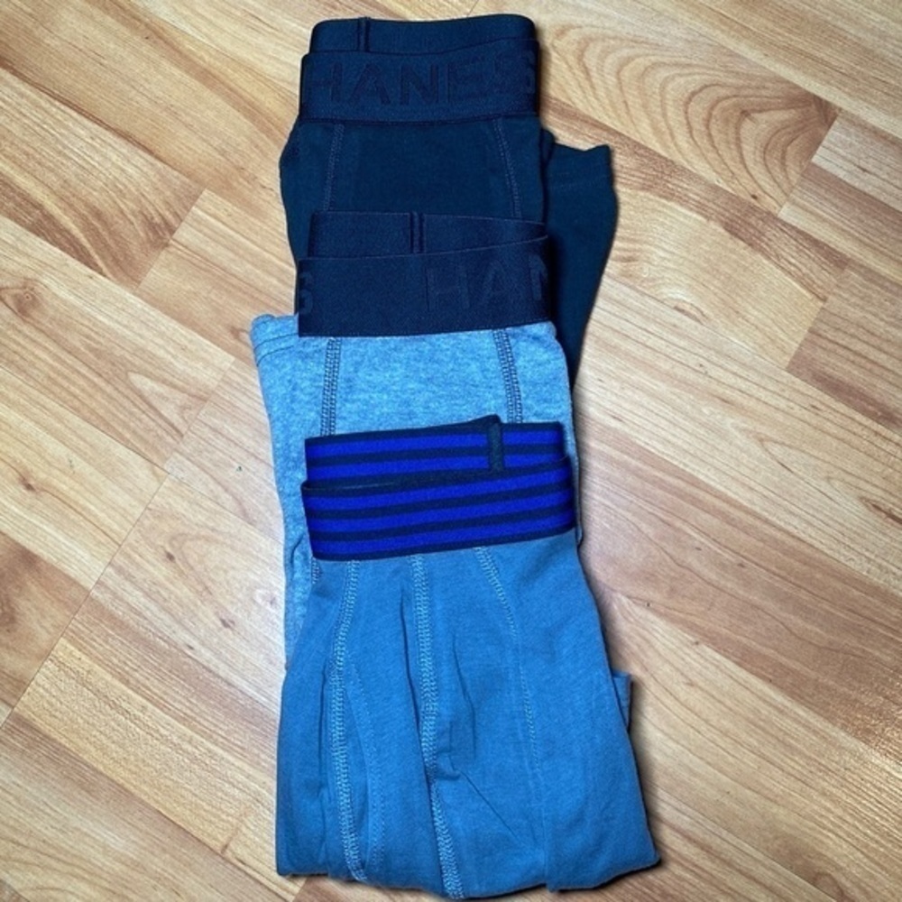 1 Adidas 2 Hanes Boxers size S